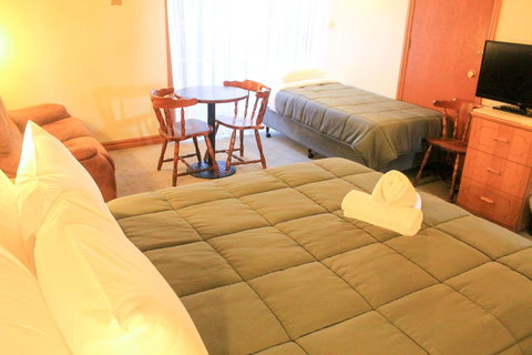 St Georges Motor Inn - Accommodation NT 10