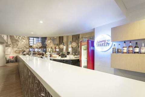 Ibis Melbourne Hotel And Apartments - Accommodation NT 29