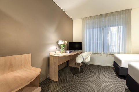 Ibis Melbourne Hotel And Apartments - Accommodation NT 9