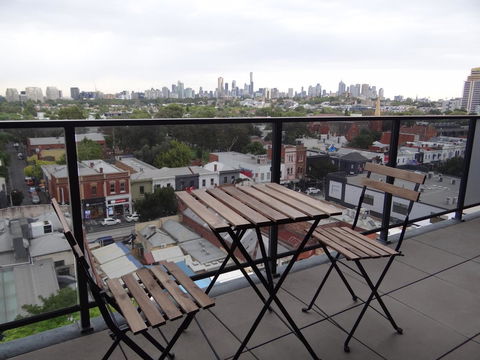 Amazing Accommodations : South Yarra - Accommodation NT 11