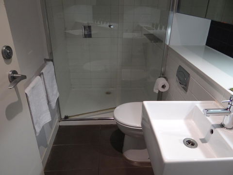 Amazing Accommodations : South Yarra - Accommodation NT 4