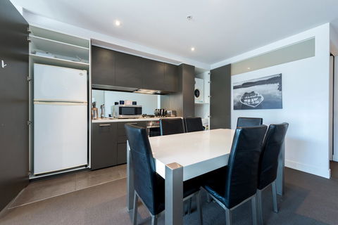 Amazing Accommodations : South Yarra - Accommodation NT 42