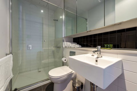 Amazing Accommodations : South Yarra - Accommodation NT 30