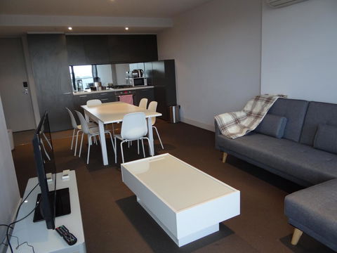 Amazing Accommodations : South Yarra - Accommodation NT 8