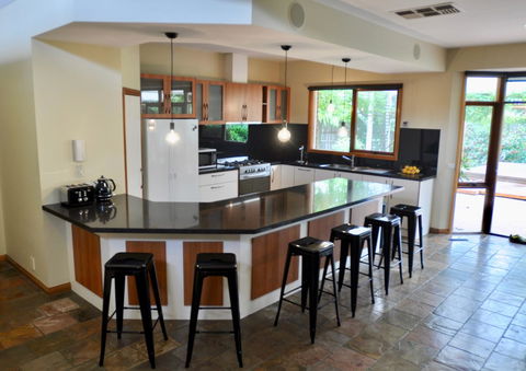 Crimea Retreat - Accommodation NT 21