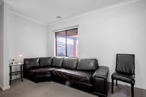 Holiday Rose - Accommodation NT 2