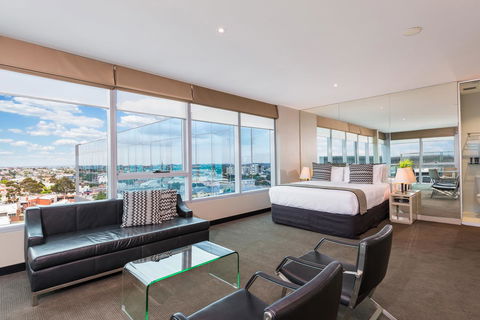 Novotel Melbourne Preston - NT Tourism 24