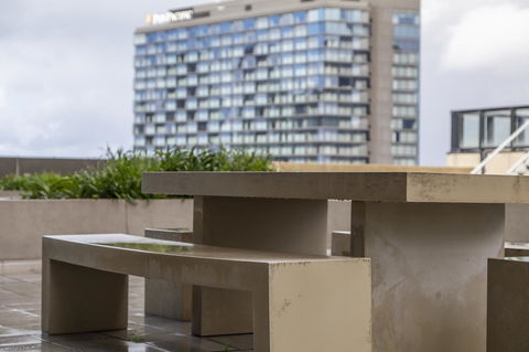 Signature Waterfront Apartments - Accommodation NT 32