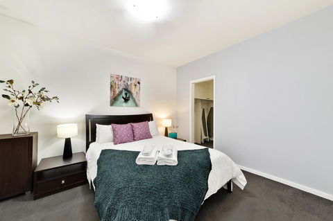 Signature Waterfront Apartments - Accommodation NT 2