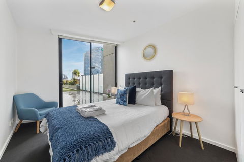Signature Waterfront Apartments - Accommodation NT 30