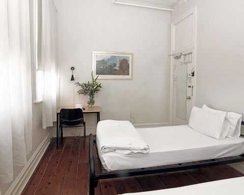 Hotel Claremont Guest House - NT Tourism 11