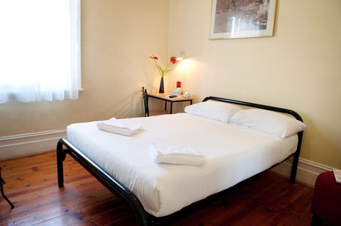 Hotel Claremont Guest House - NT Tourism 33