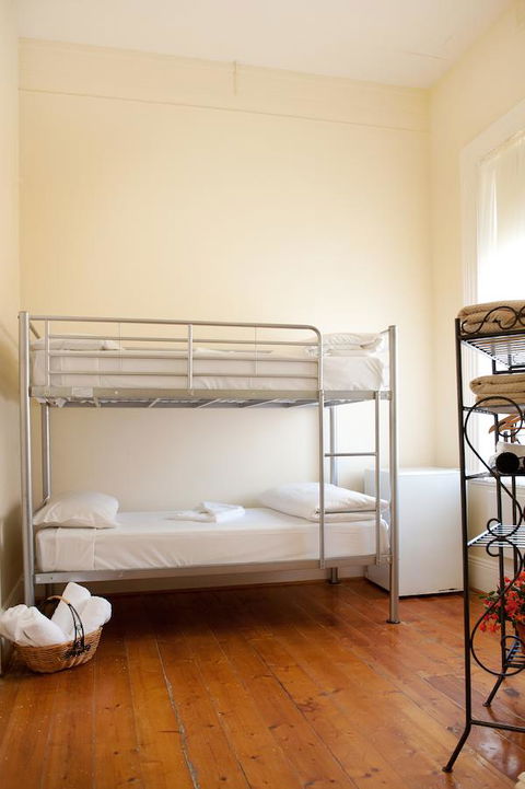 Hotel Claremont Guest House - NT Tourism 41
