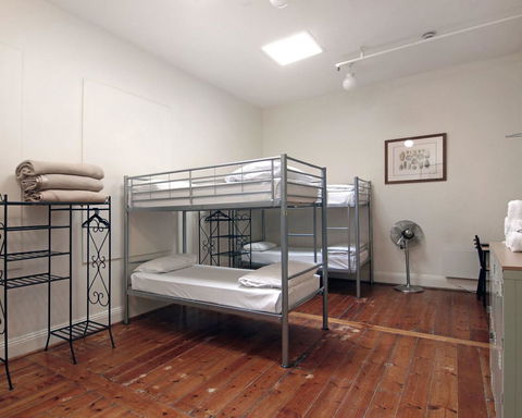 Hotel Claremont Guest House - NT Tourism 22