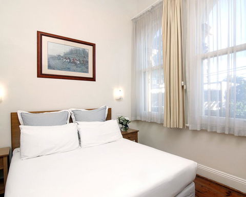Hotel Claremont Guest House - NT Tourism 6