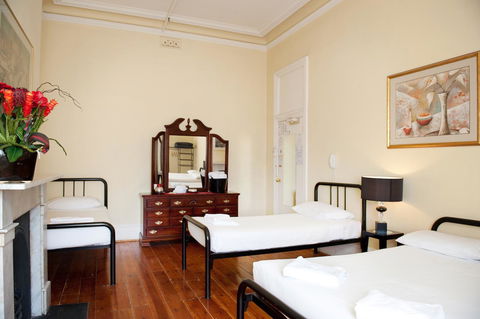 Hotel Claremont Guest House - NT Tourism 40