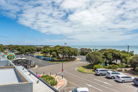 Blairgowrie Apartment 1 - On The Beach - Accommodation NT 7