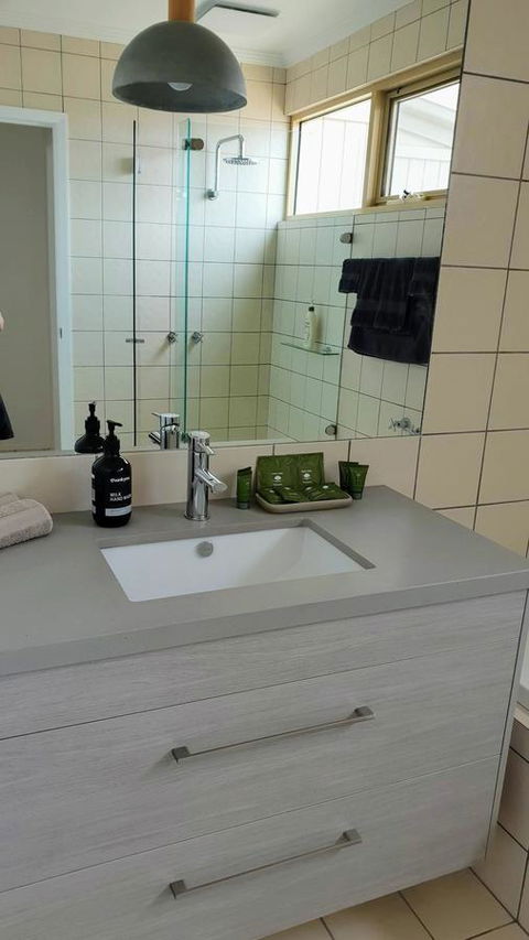 Number 9 Leisure Stay - Accommodation NT 13