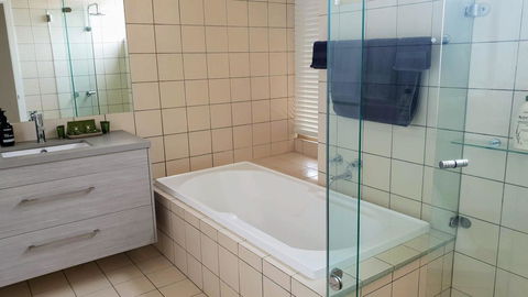 Number 9 Leisure Stay - Accommodation NT 12