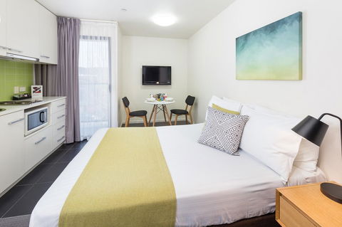 City Edge North Melbourne Apartment Hotel - NT Tourism 13