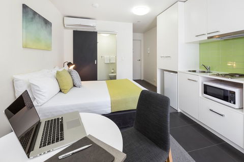 City Edge North Melbourne Apartment Hotel - NT Tourism 5