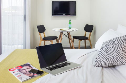 City Edge North Melbourne Apartment Hotel - NT Tourism 3
