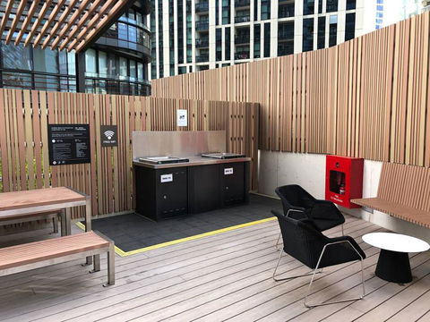JC Waterfront Apartments On Collins - Accommodation NT 16