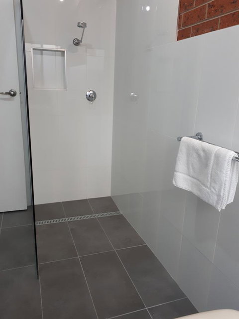 Beachcomber Holiday Units - Accommodation NT 10