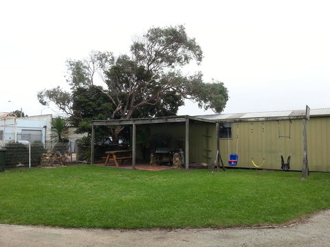 Beachcomber Holiday Units - Accommodation NT 25