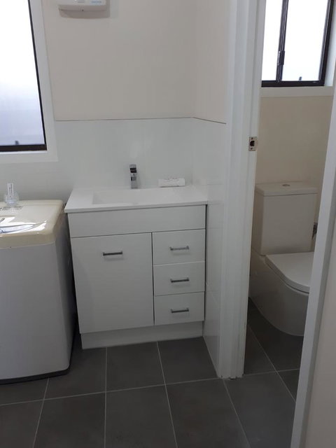 Beachcomber Holiday Units - Accommodation NT 8