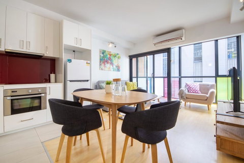 Canvas Suites On Russell Place - Accommodation NT 24