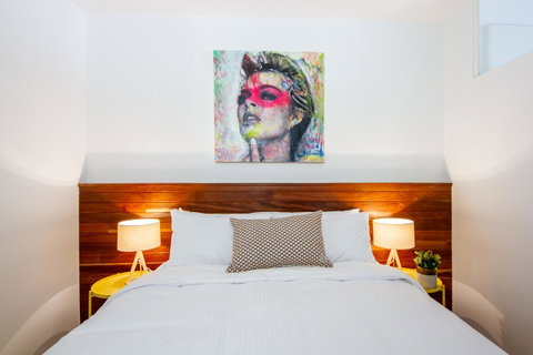 Canvas Suites On Russell Place - Accommodation NT 21