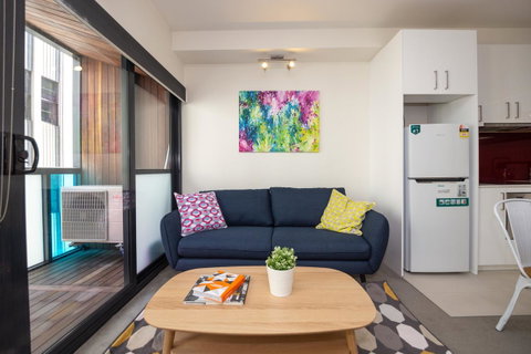 Canvas Suites On Russell Place - Accommodation NT 5