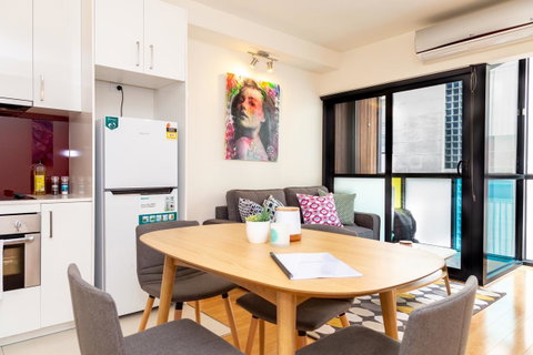 Canvas Suites On Russell Place - Accommodation NT 18