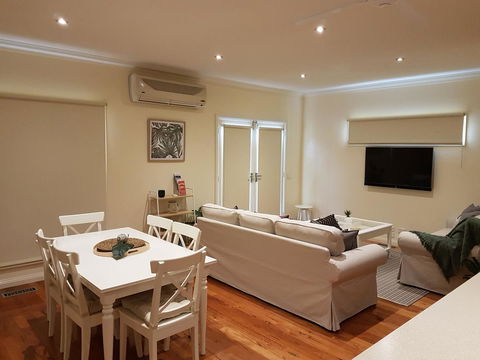 Healesville House - Fig Tree House - Accommodation NT 8