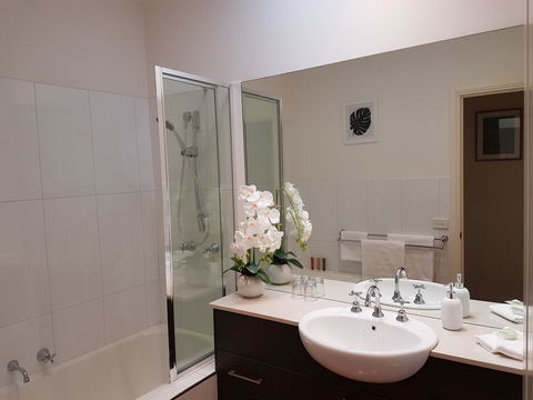 Healesville House - Fig Tree House - Accommodation NT 16