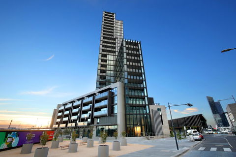 Orange Stay At Collins Wharf - Accommodation NT 2