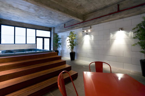 Punthill Apartment Hotel - Manhattan - Accommodation NT 15