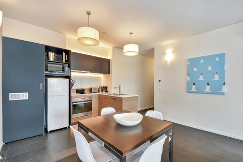 Vue Apartments Geelong - Accommodation NT 24