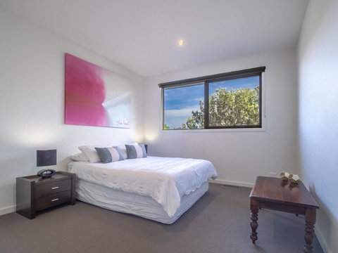 Blairgowrie Moonah Beach House: Walk To Beach - Accommodation NT 13
