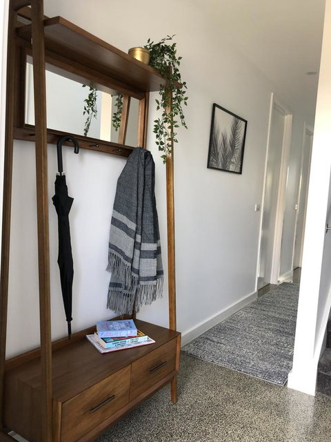 Escape On Birch - Accommodation NT 25