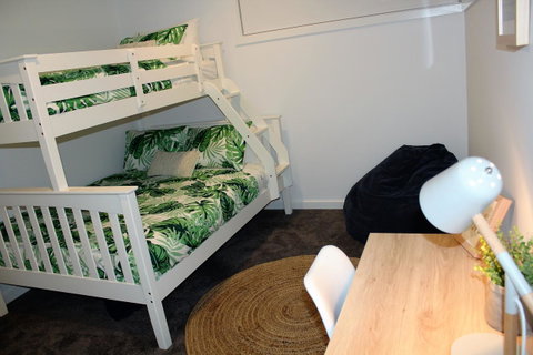 Escape On Birch - Accommodation NT 24