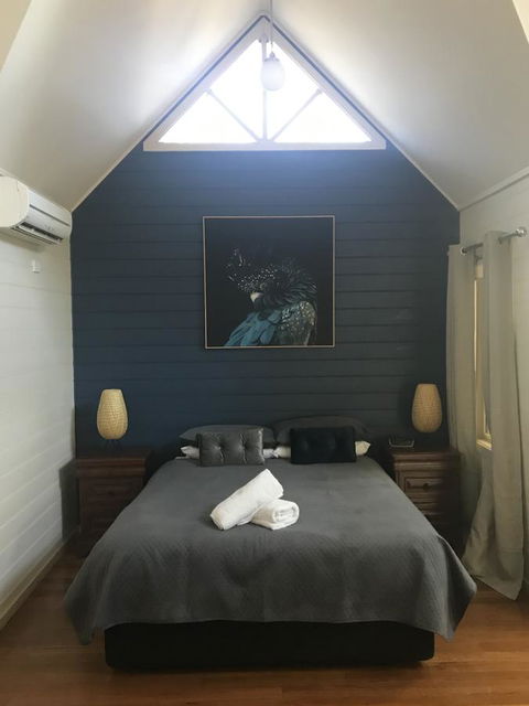 Two Truffles Cottages - Accommodation NT 11