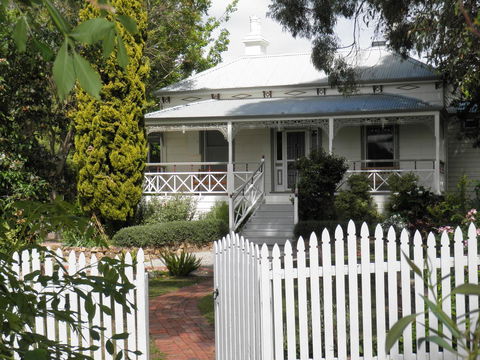 Fairbank House - NT Tourism 17