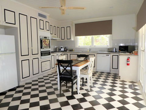 Fairbank House - NT Tourism 10