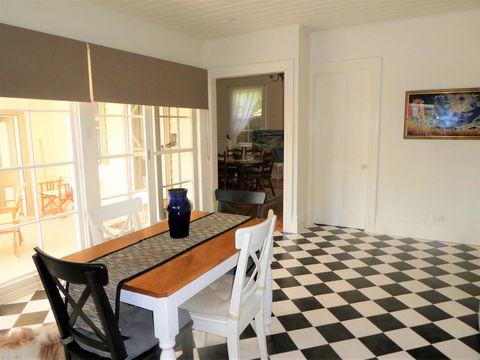 Fairbank House - NT Tourism 11