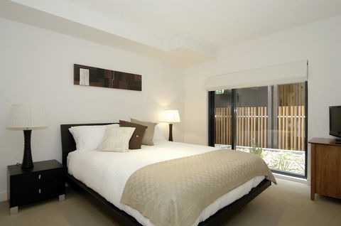 C-Scape Water Front Apartment - Accommodation NT 5
