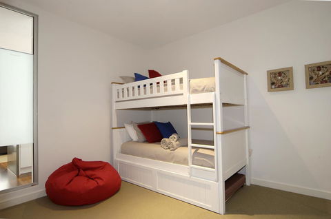 C-Scape Water Front Apartment - Accommodation NT 7
