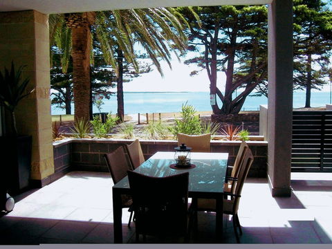 C-Scape Water Front Apartment - Accommodation NT 0