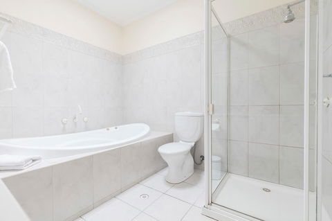 Eltham Gateway Hotel & Conference Centre - Accommodation NT 34